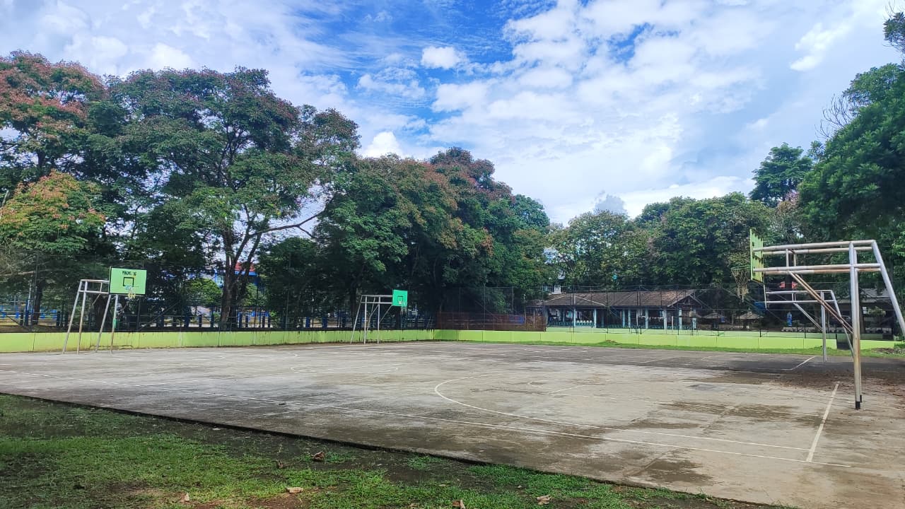Foto LAPANGAN BASKET